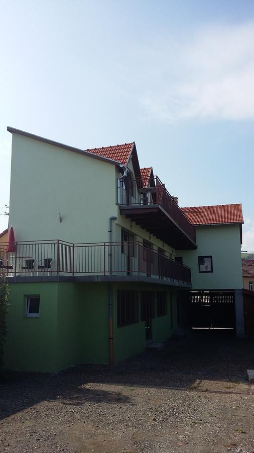 Pensiunea Casa Szabi Luna de Sus  Exterior photo